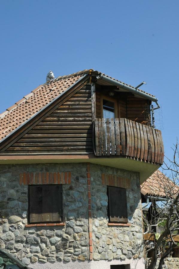 Robinson Vila Kitokret Kutjevo Exterior photo